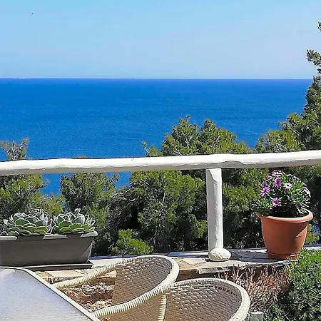 Ikion Eco Boutique 3*